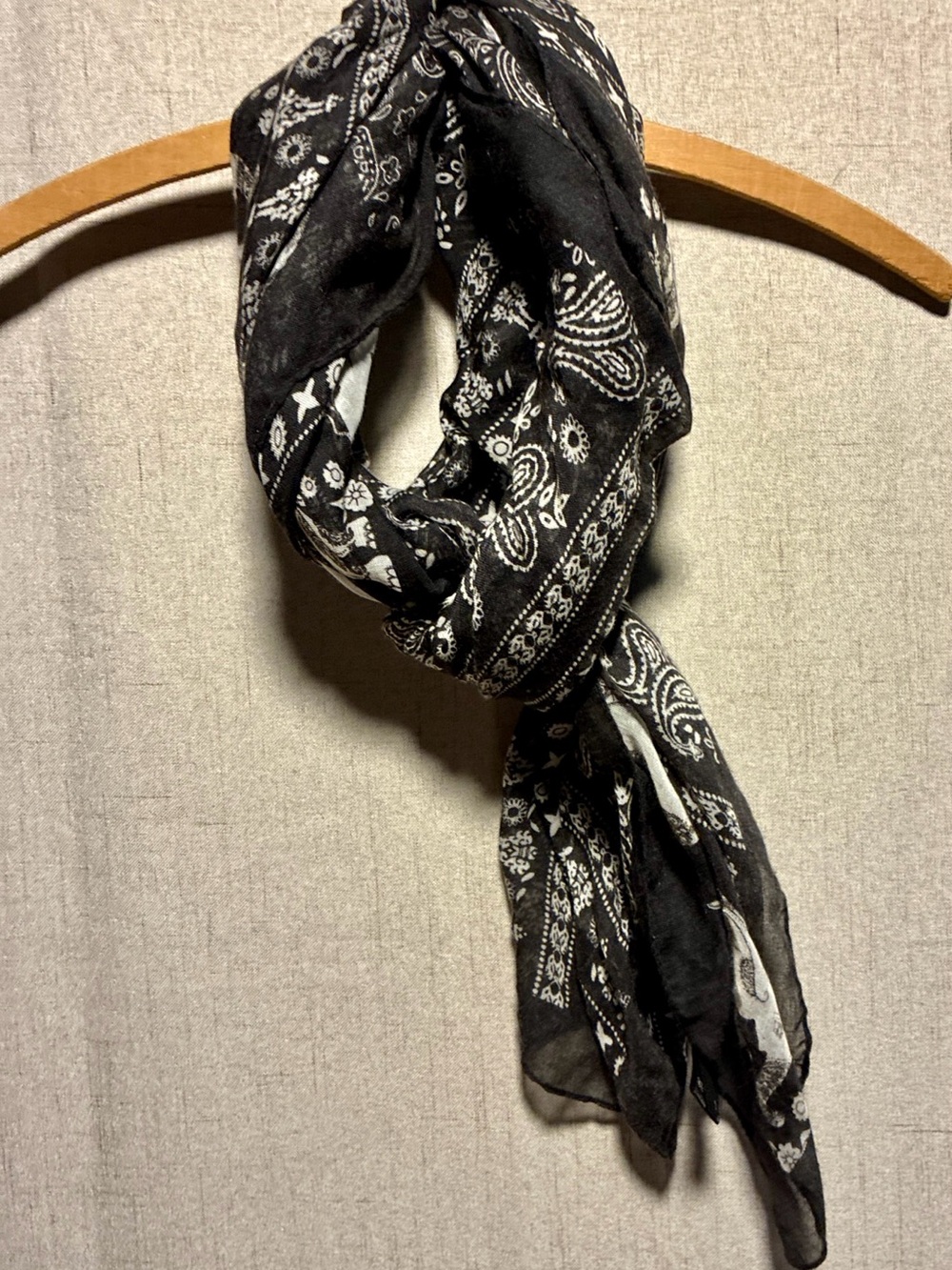 Boho Chic Black White Bandana Print Scarf Coverup Lightweight ≈ 51" Large Square